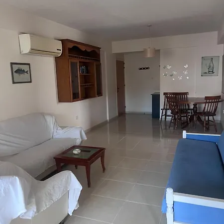 Lägenhet Star Rent Larnaca